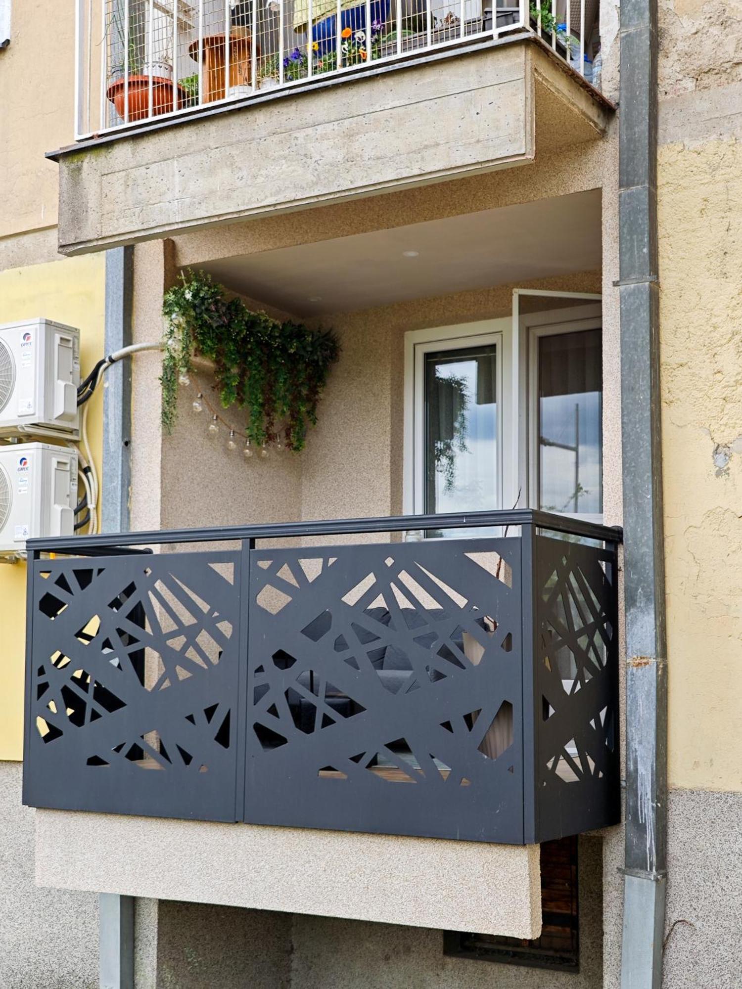 Apartman Julija ドニー・ミラノヴァツ エクステリア 写真