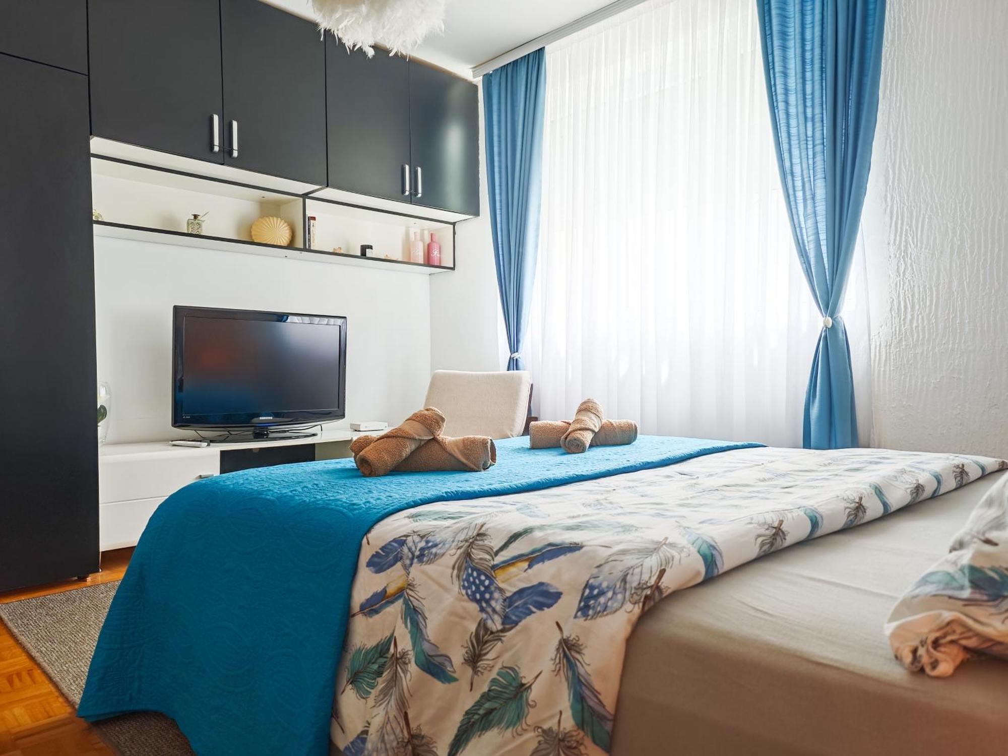 Apartman Julija ドニー・ミラノヴァツ エクステリア 写真