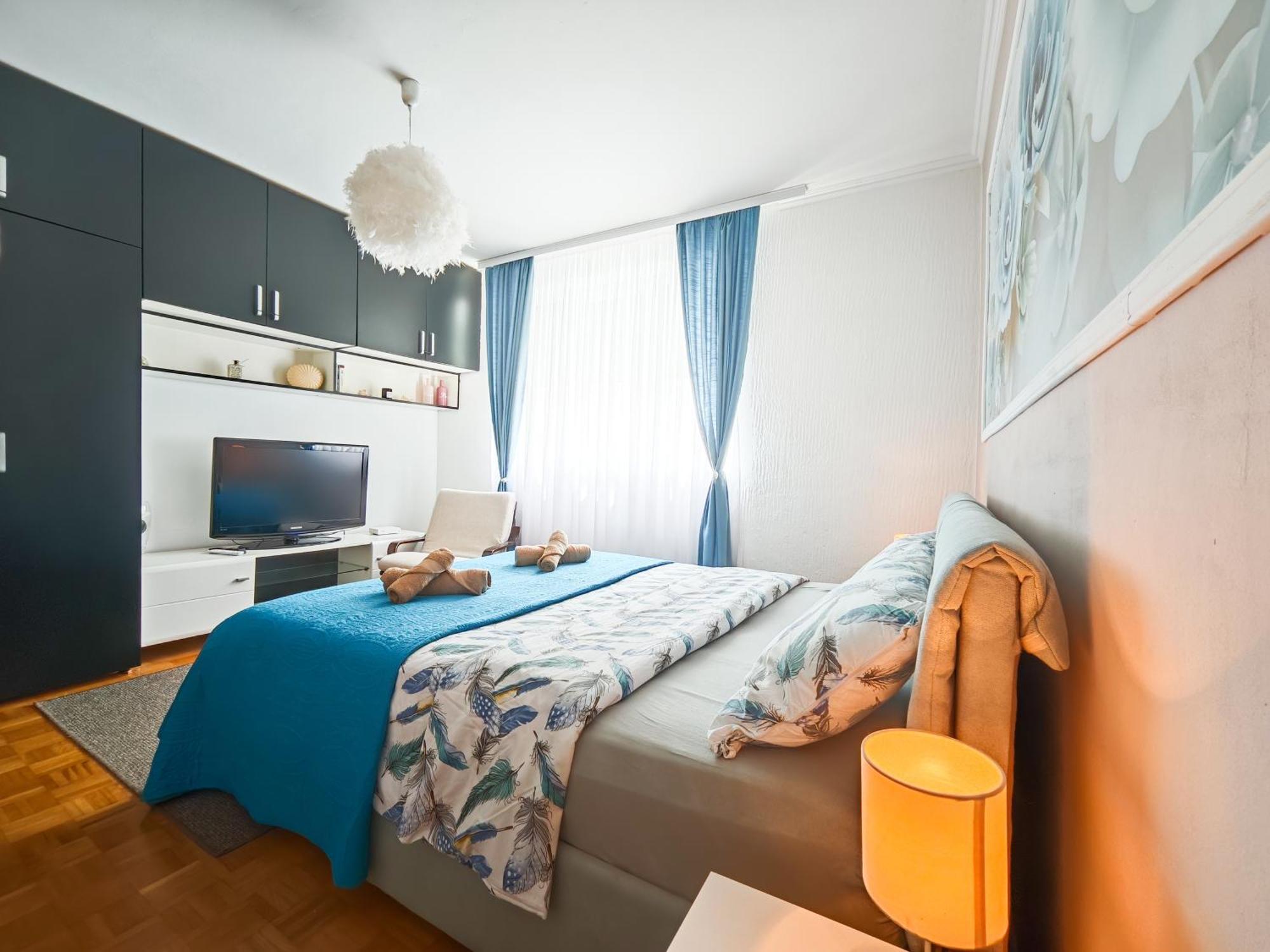 Apartman Julija ドニー・ミラノヴァツ エクステリア 写真